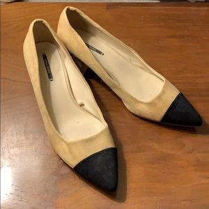 Cap toed suede Zara block heels
